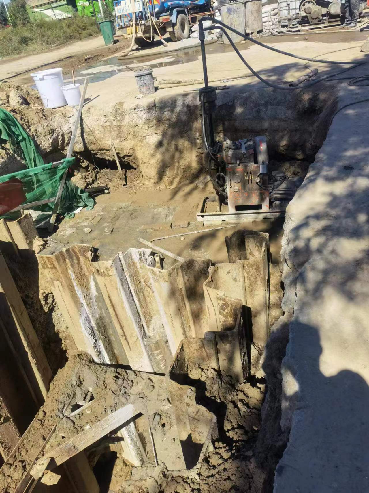 济源基坑隧道止水帷幕桩底钻孔高压注浆